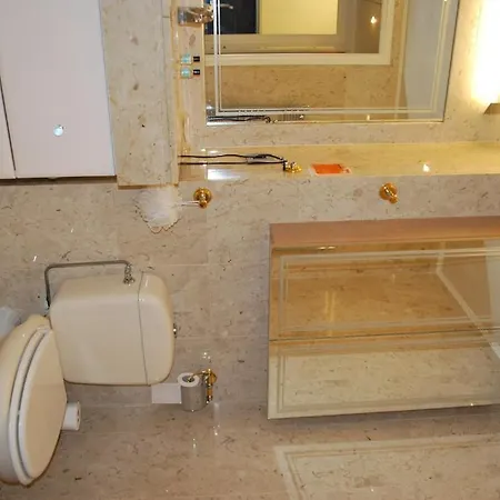 Hotel Riviera Of 4*