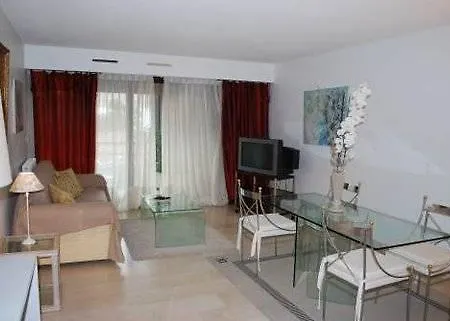 Hotel Riviera Of 4*