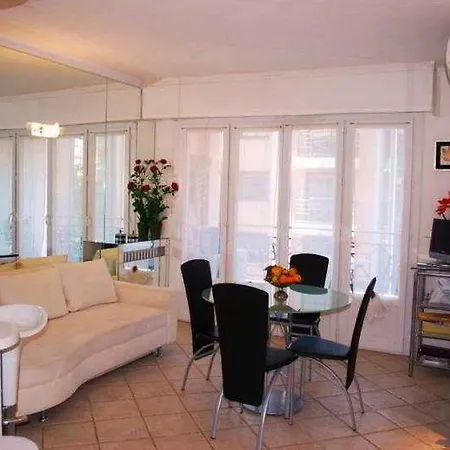 Riviera Of Hotel