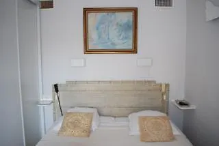 Riviera Of 4*